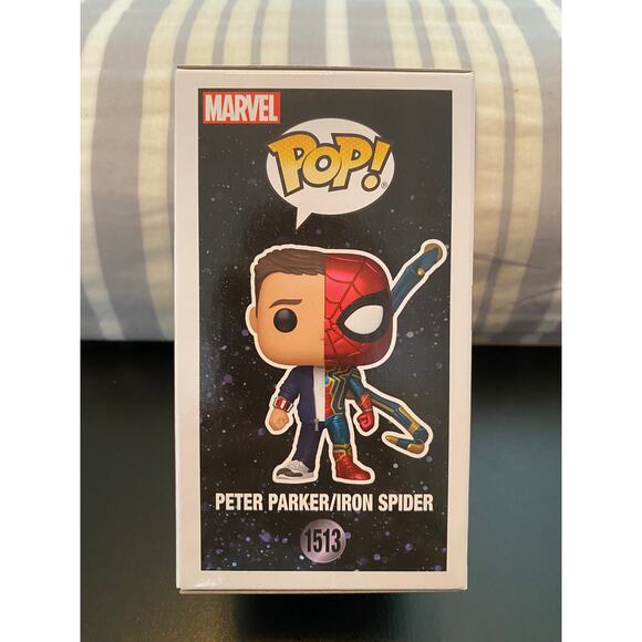 Funko Pop Marvel:  The Infinity Saga - Peter Parker/Iron Spider - Picture 4 of 6